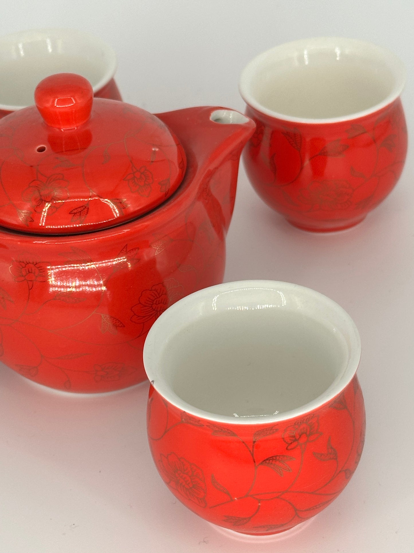 Red Porcelain 7 Pieces Tea Set