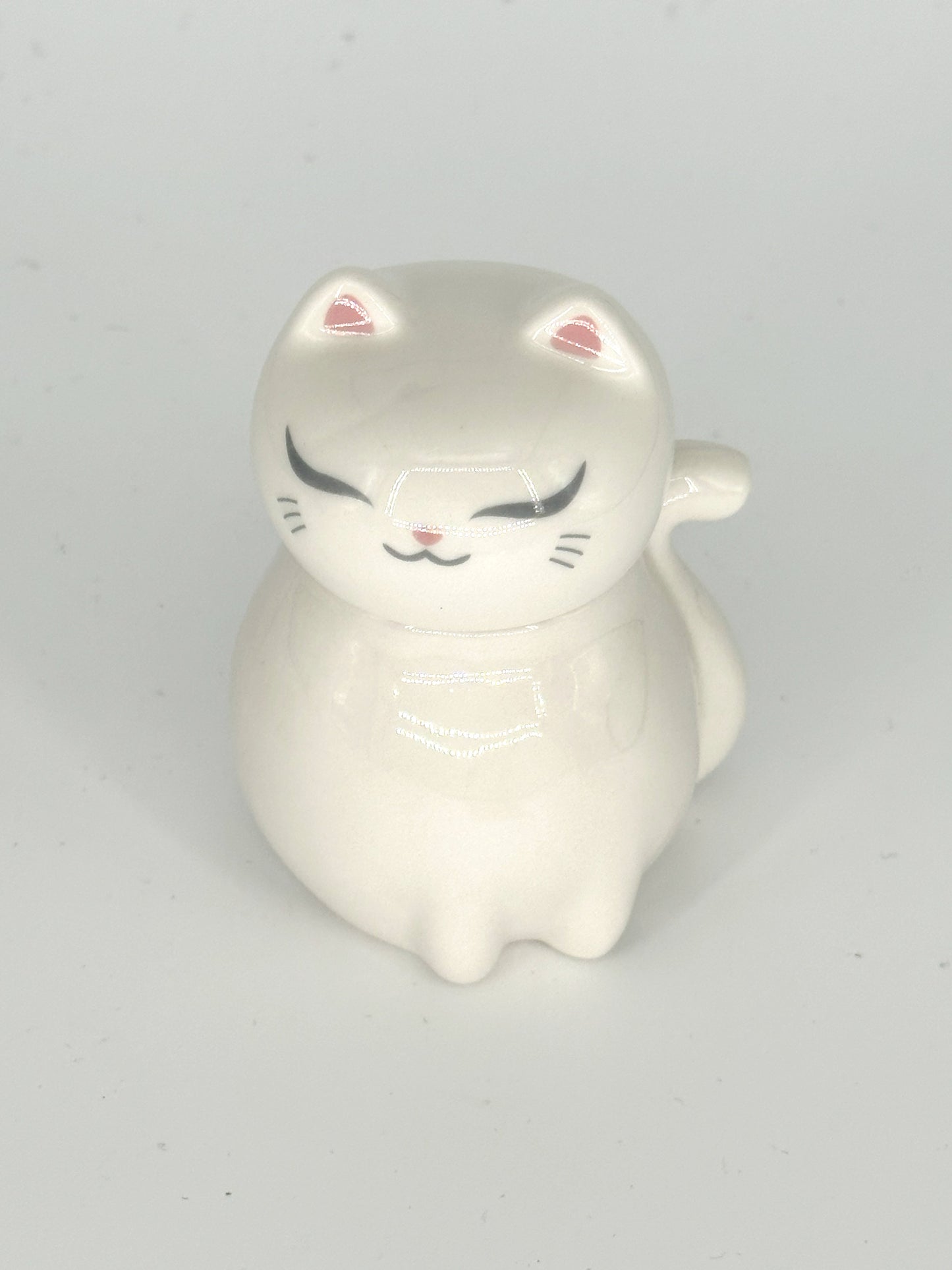 Super Cute Spotted Cat Shaped Ceramic Dispenser